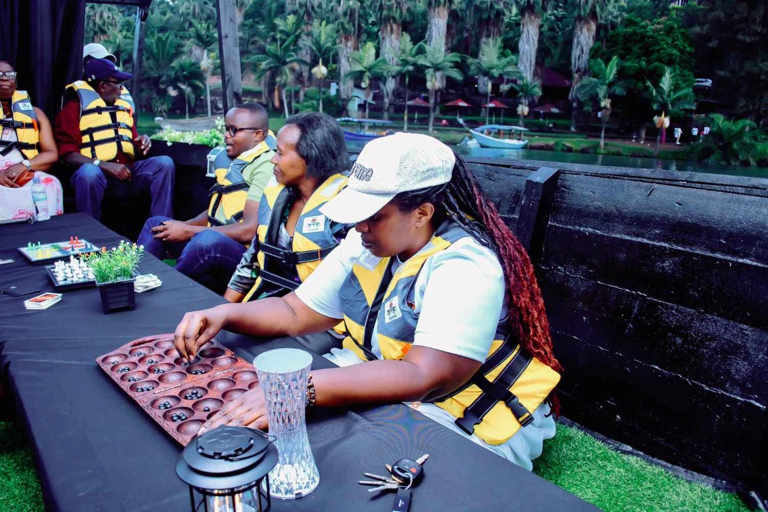 Inganji Bateaux Noir Lake Kivu experience - Photo 11