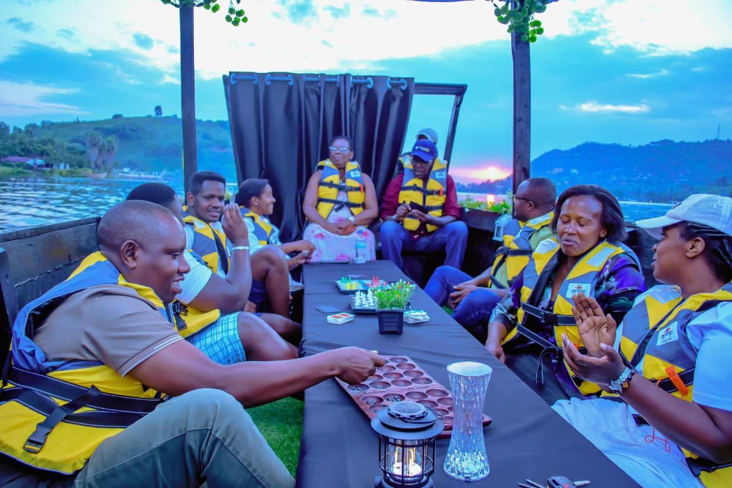 Inganji Bateaux Noir gallery 3