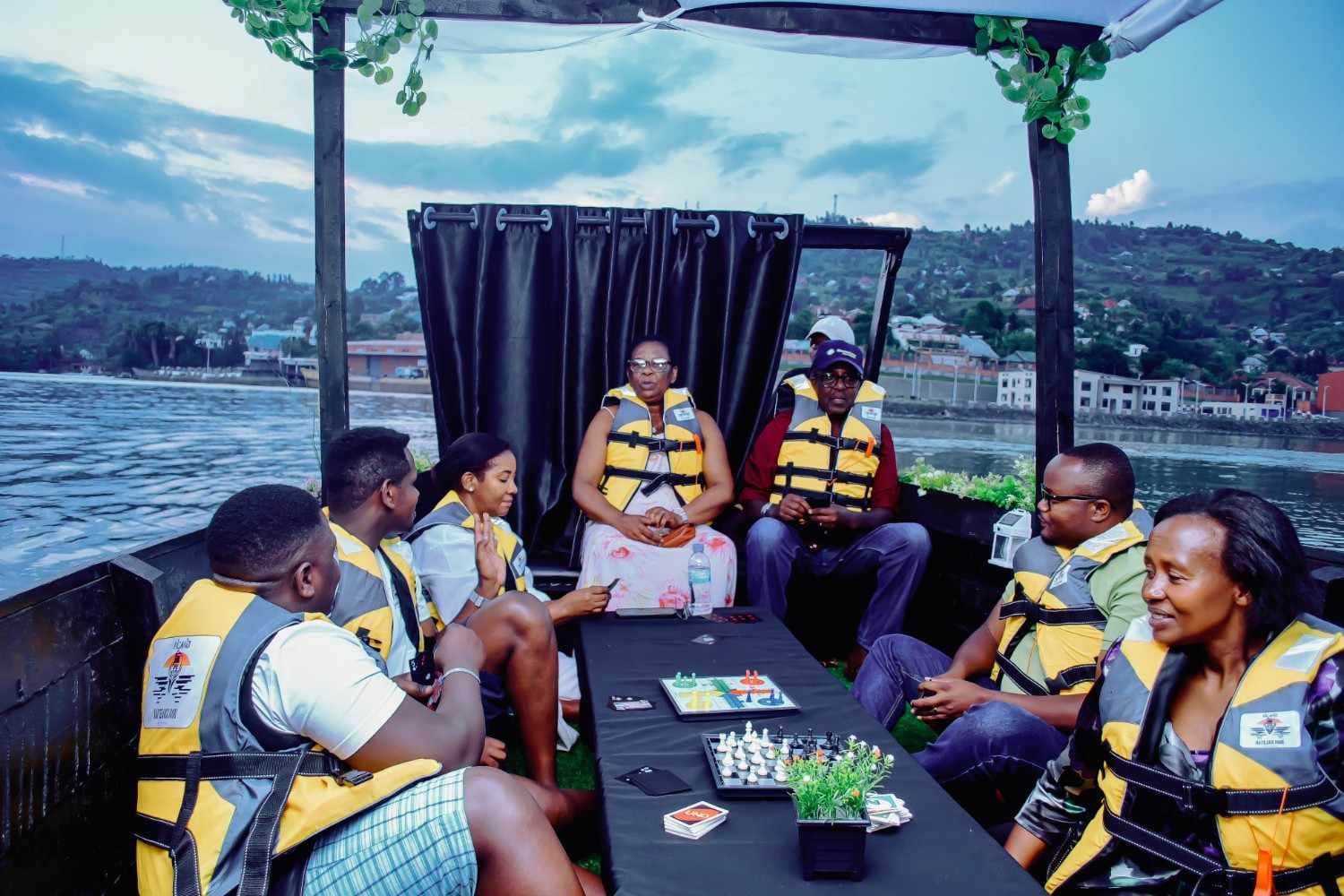 Inganji Bateaux Noir gallery 8